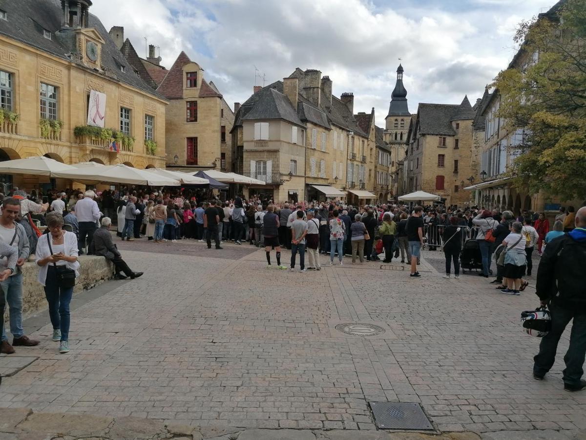 Le P'Tit Appart Sarlat-la-Caneda Exterior photo